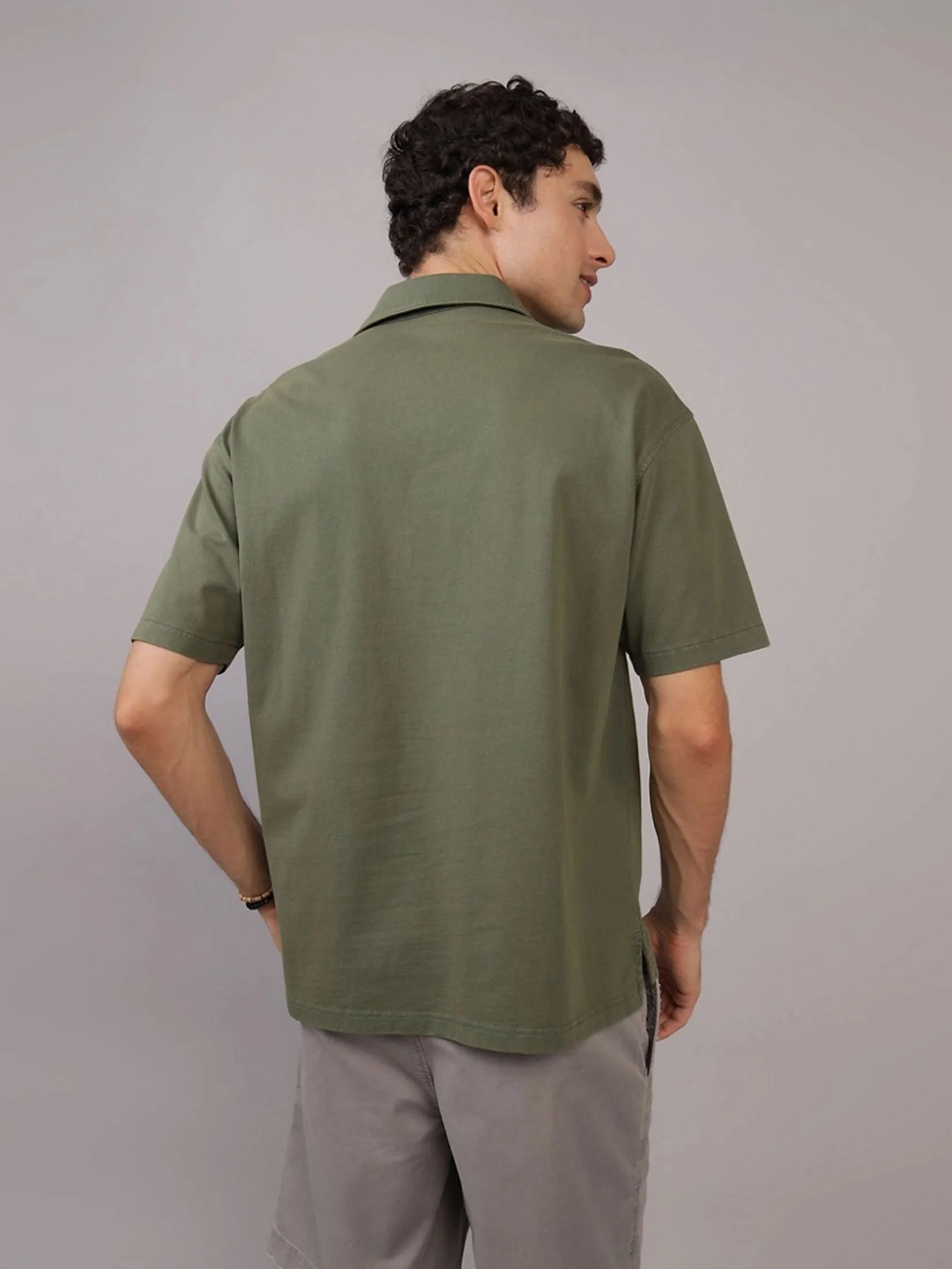 AMERICAN EAGLE MEN P - LT WT AUGUSTANA OVS ZIP POLO 309 OLIVE