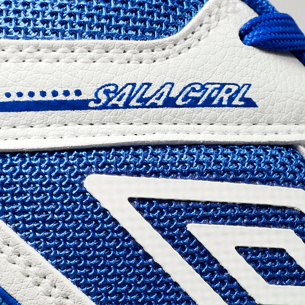 Мужской обувь Umbro Sala Ctr II Futsal — цвет белый, размер US 10