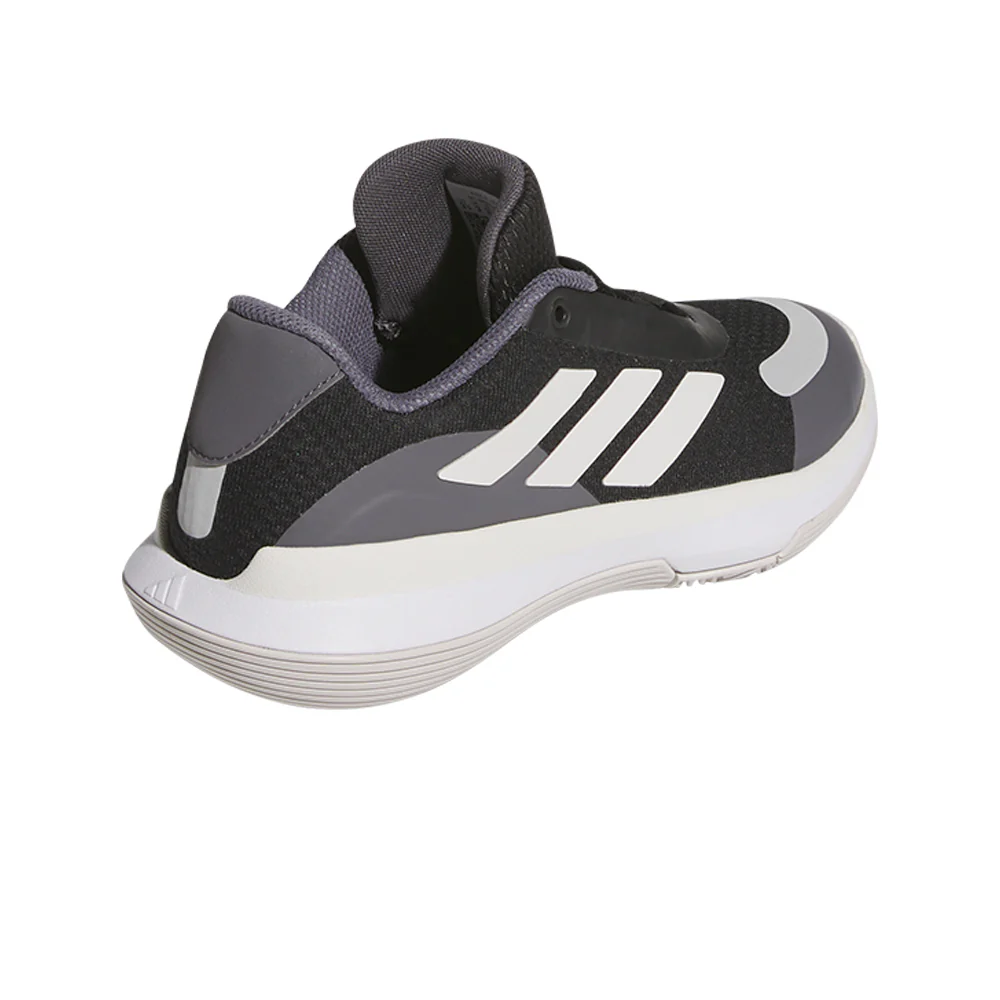 ADIDAS Basketball Legends Low Kids Lifestyle Shoes - Black - UK 3