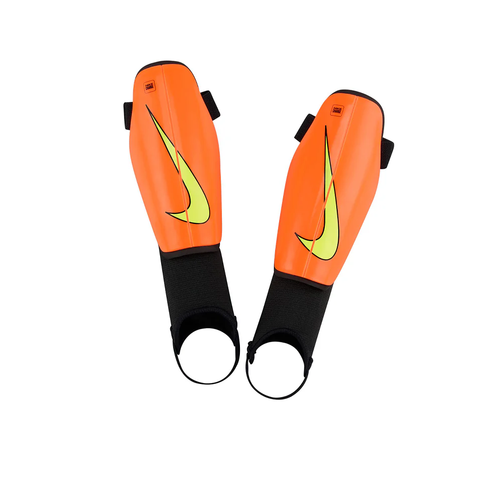 NIKE Charge Kids Football Shin Guards
