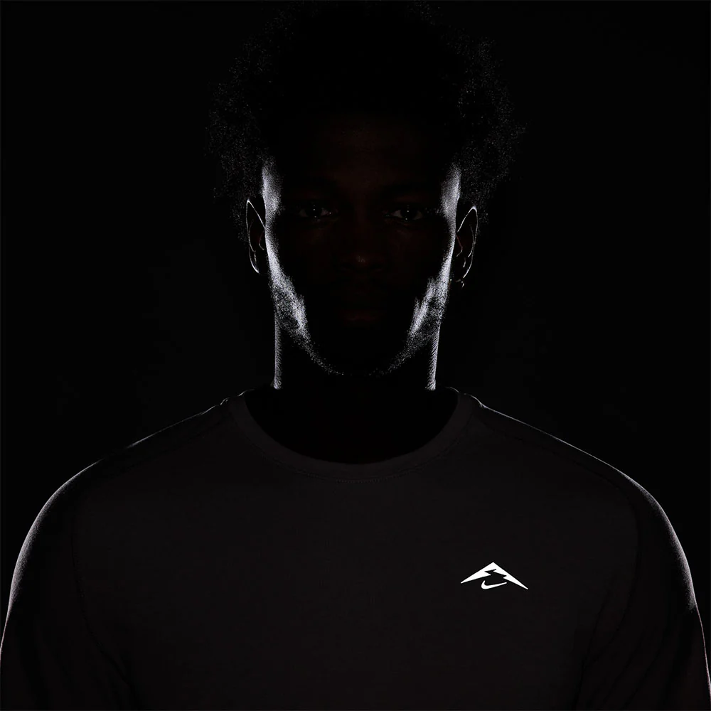 NIKE Trail Solar Chase Men's Running T-Shirt