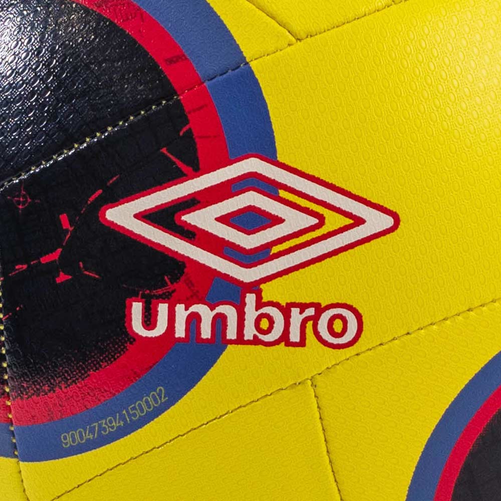 UMBRO Dynamis Team Football Ball