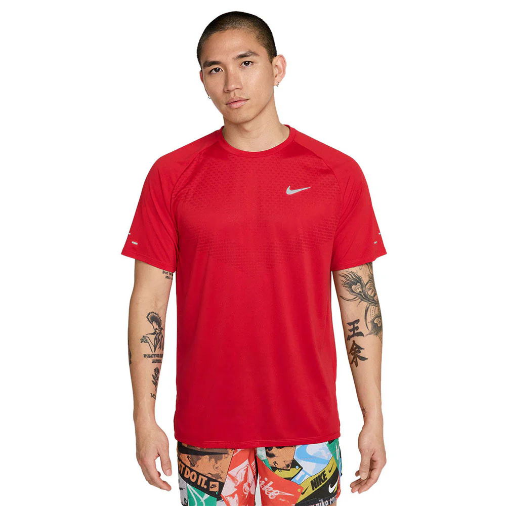NIKE Stride Men's Running T-Shirt