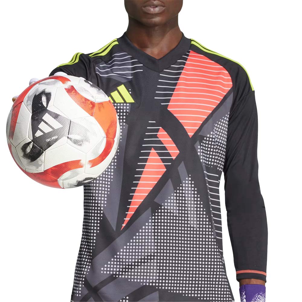 Мужские перчатки Adidas Predator Pro Goalkeeper — цвет белый, размер UK 7