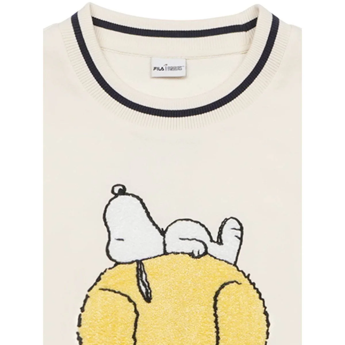 Свитшот унисекс Fila Peanuts FW2SSG4P006X — цвет белый, размер 2XL (американский размер)