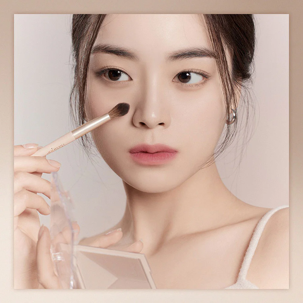 Dasique V Cut Blending Shading 13g