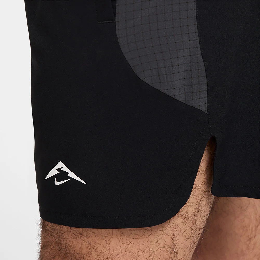 NIKE Dri-FIT Trail 6" Brief-Lined Men's Running Shorts - Black - L (US SIZE)