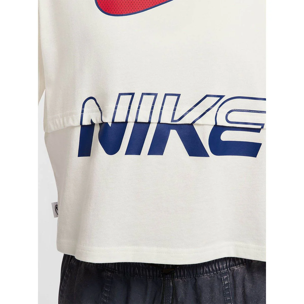 Женская футболка Nike Sportswear — цвет белый, размер L (азиатский размер)