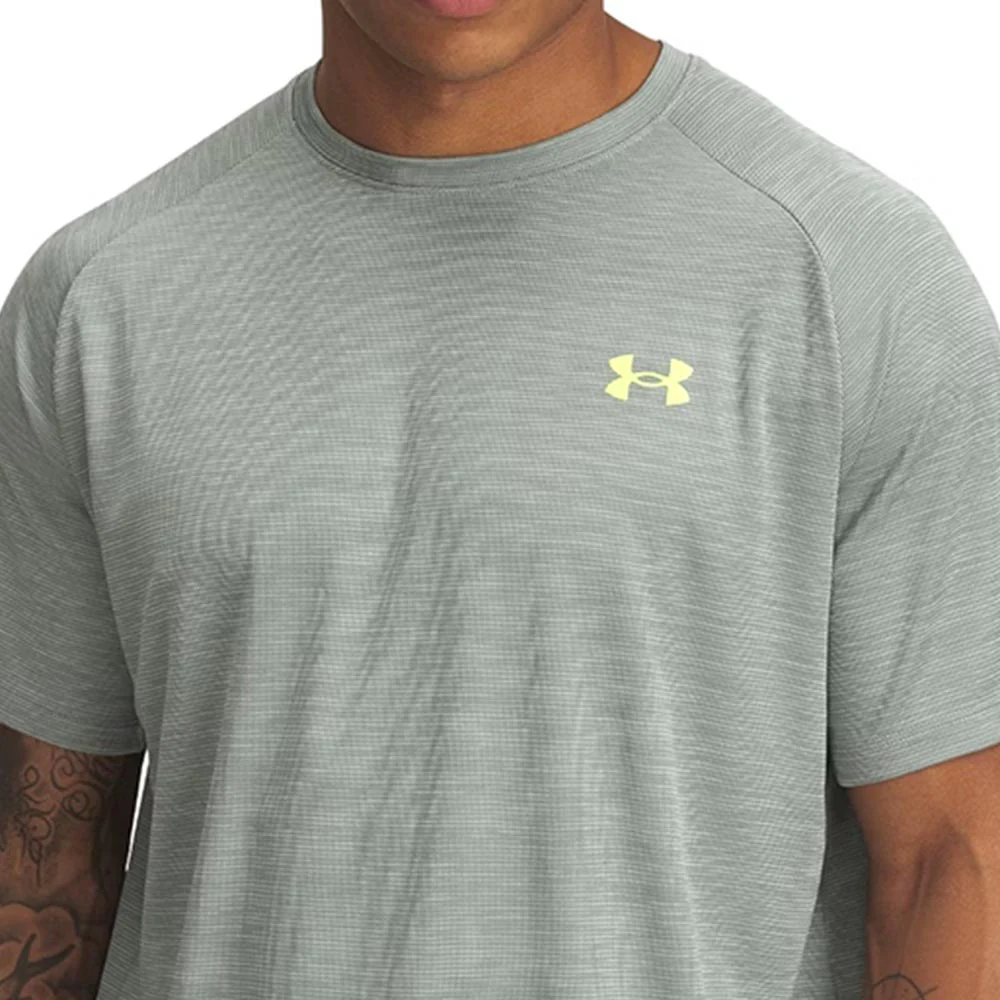 Мужская тренировочная футболка Under Armour Tech™ Textured — цвет зеленый, размер L (американский размер)