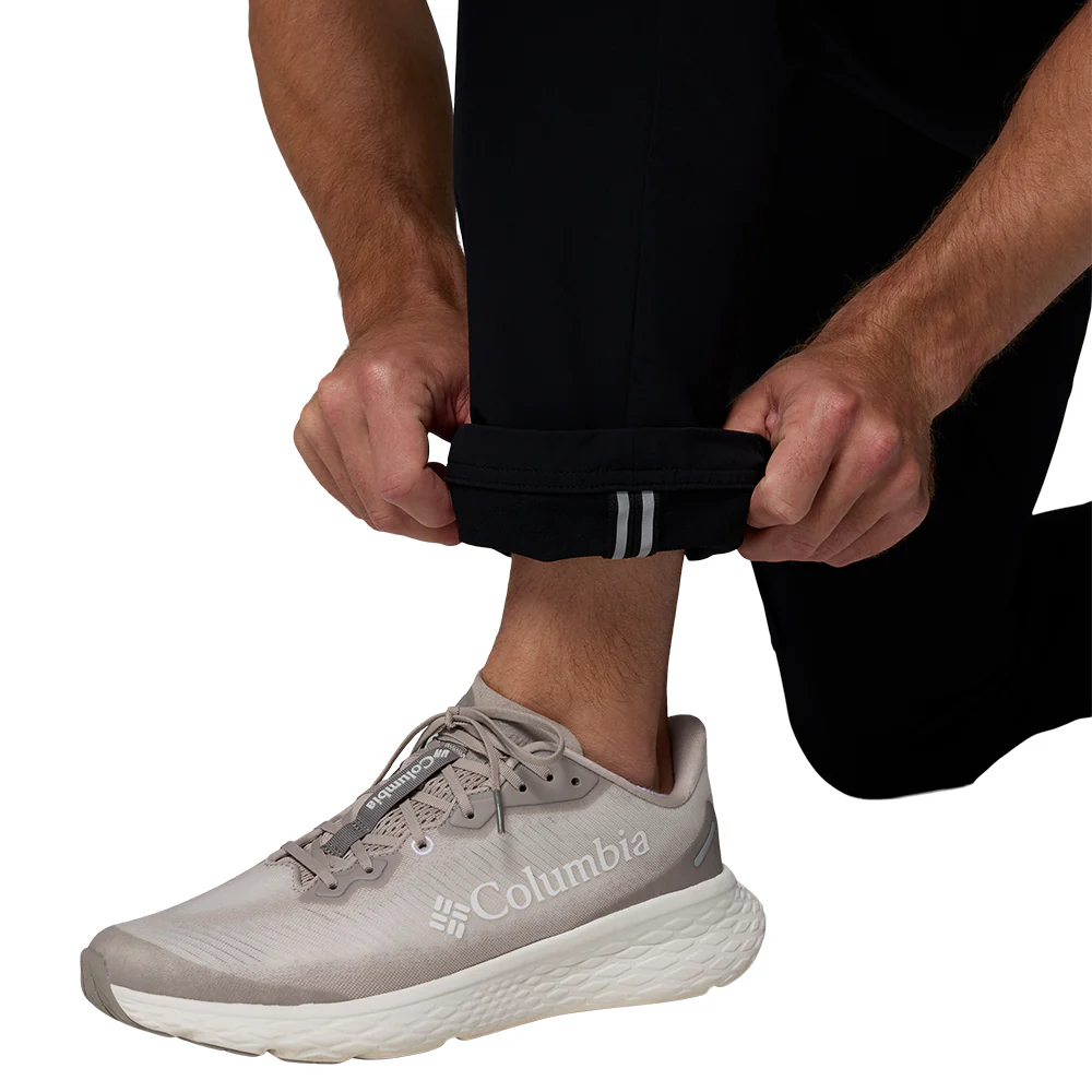 COLUMBIA ROC™ Tech Cargo Men's Hiking Pants - Black - 32 INCHES