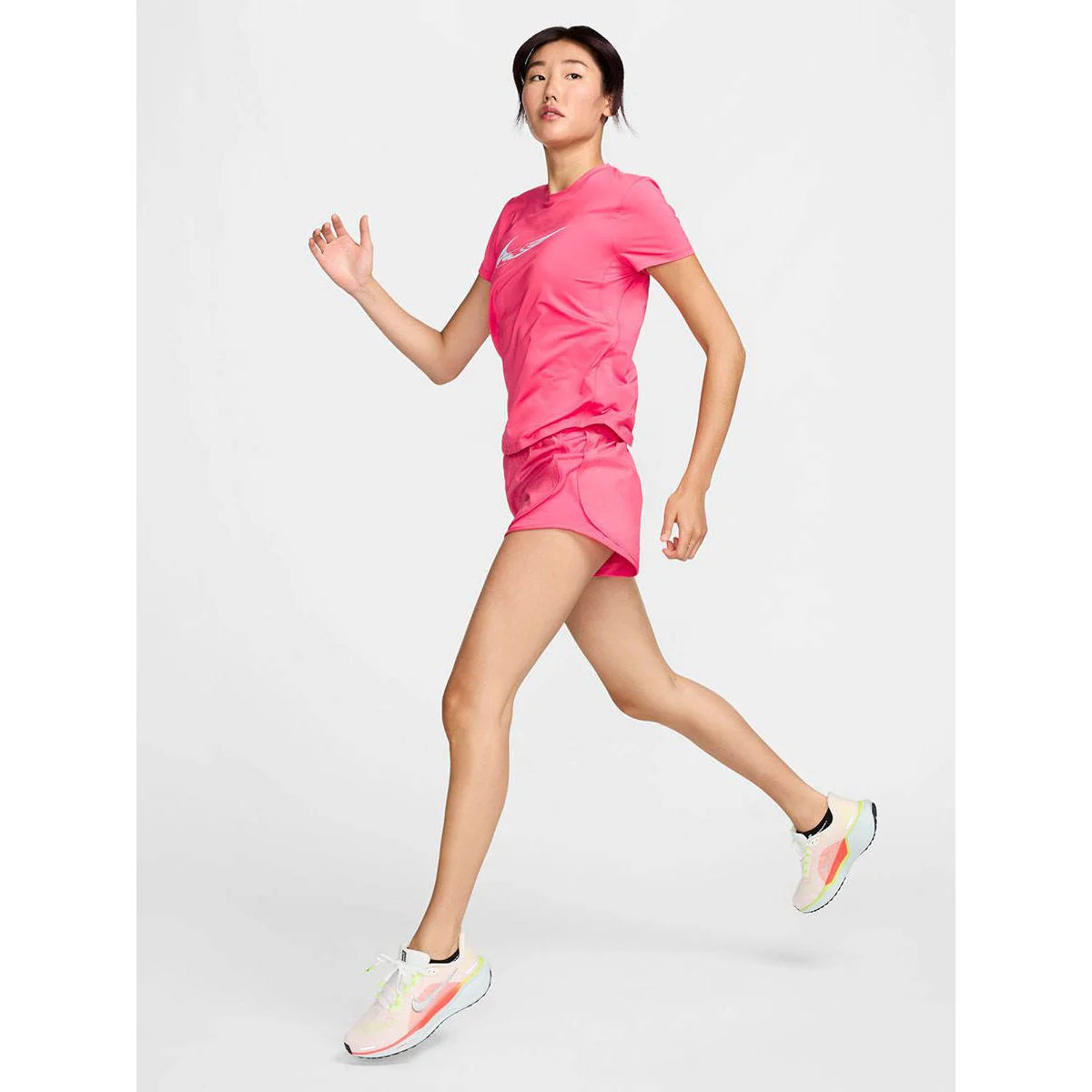 Женская беговая футболка Nike One Dri-FIT Graphic — цвет красный, размер L (американский размер)