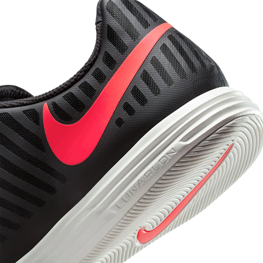 NIKE Lunargato II Men's Futsal Shoes