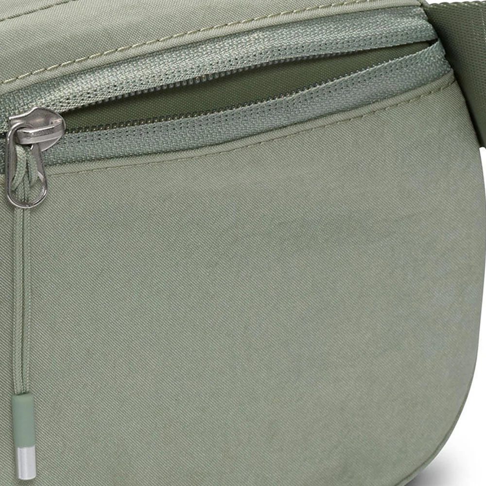 NIKE Aura Unisex Crossbody Bag