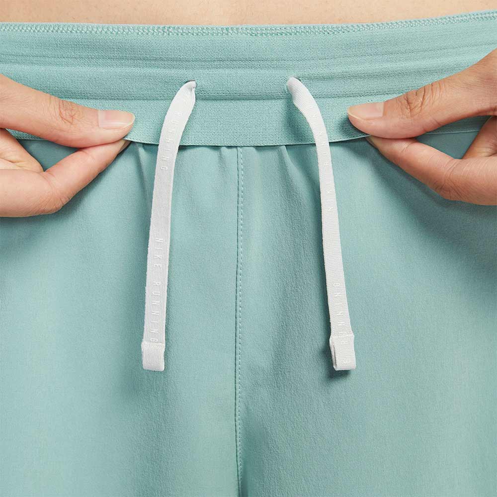 NIKE Swift Dri-FIT Mid-Rise 2-in-1 Women's Running Shorts