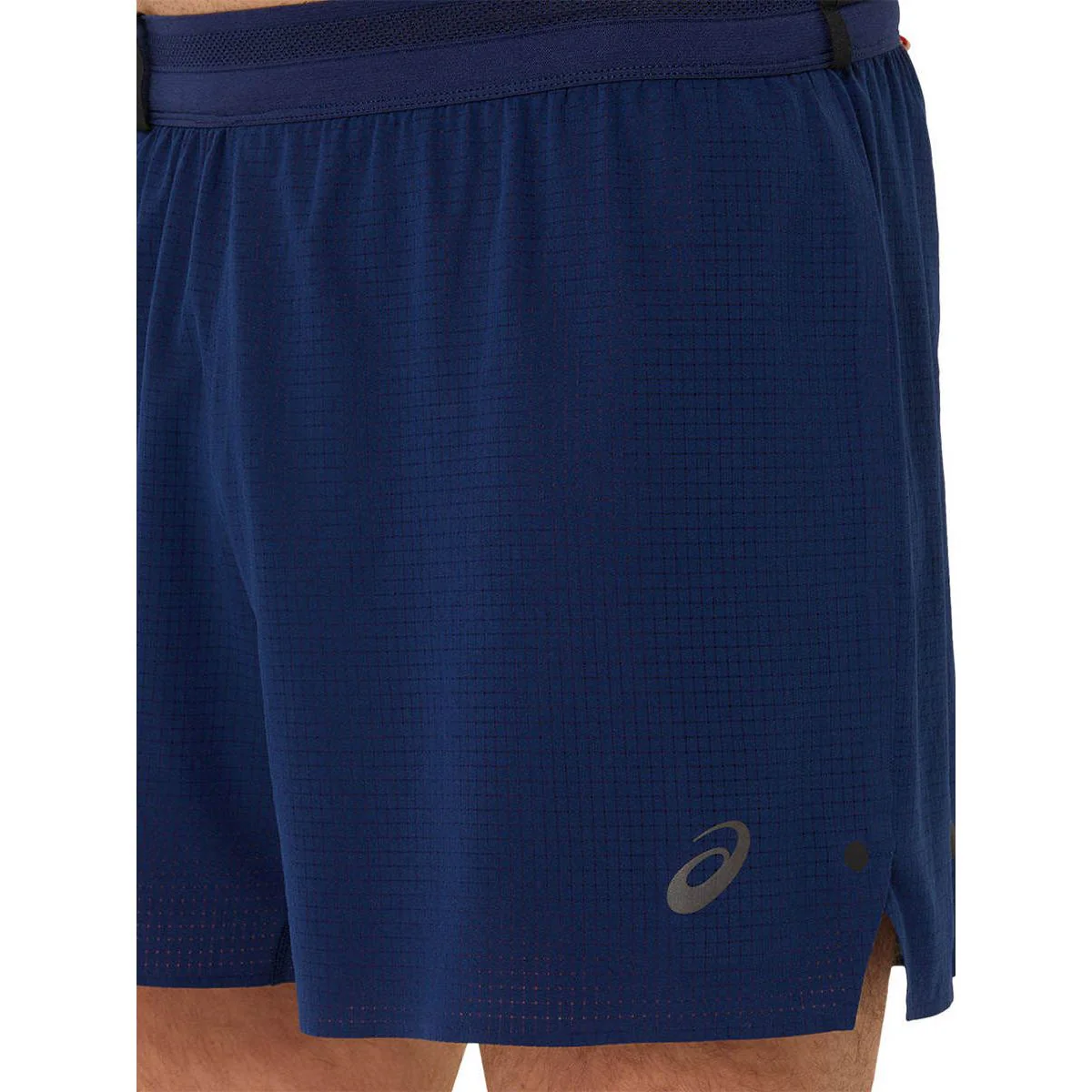 Мужские беговые шорты Asics Metarun 5In — цвет синий, размер L (американский размер)