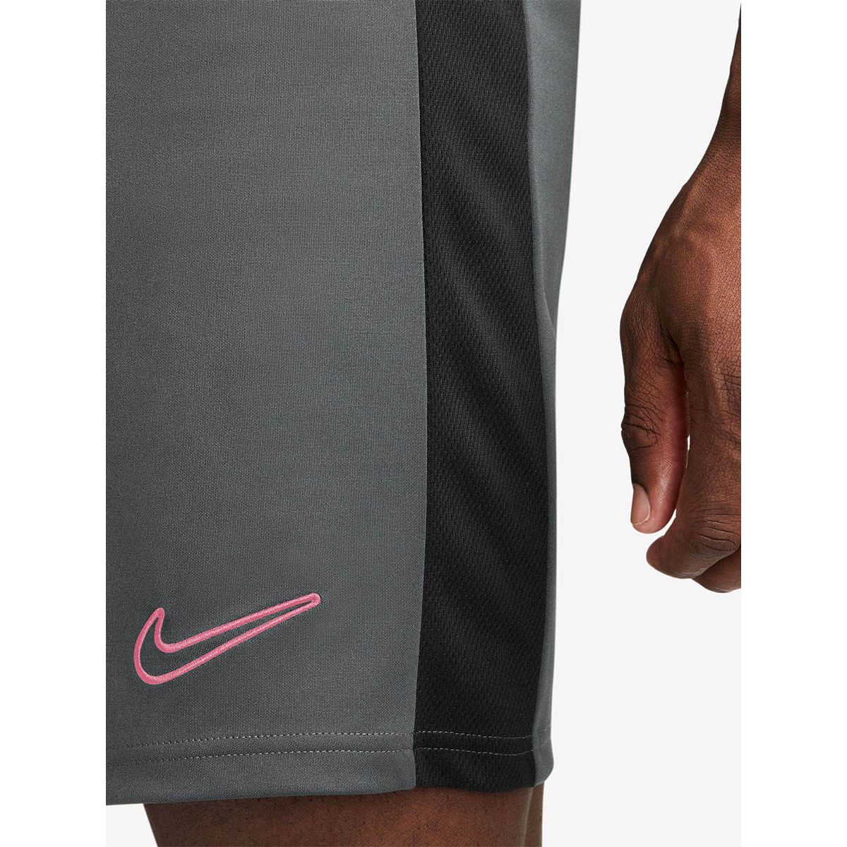 NIKE Dri-FIT Academy Men's Football Shorts