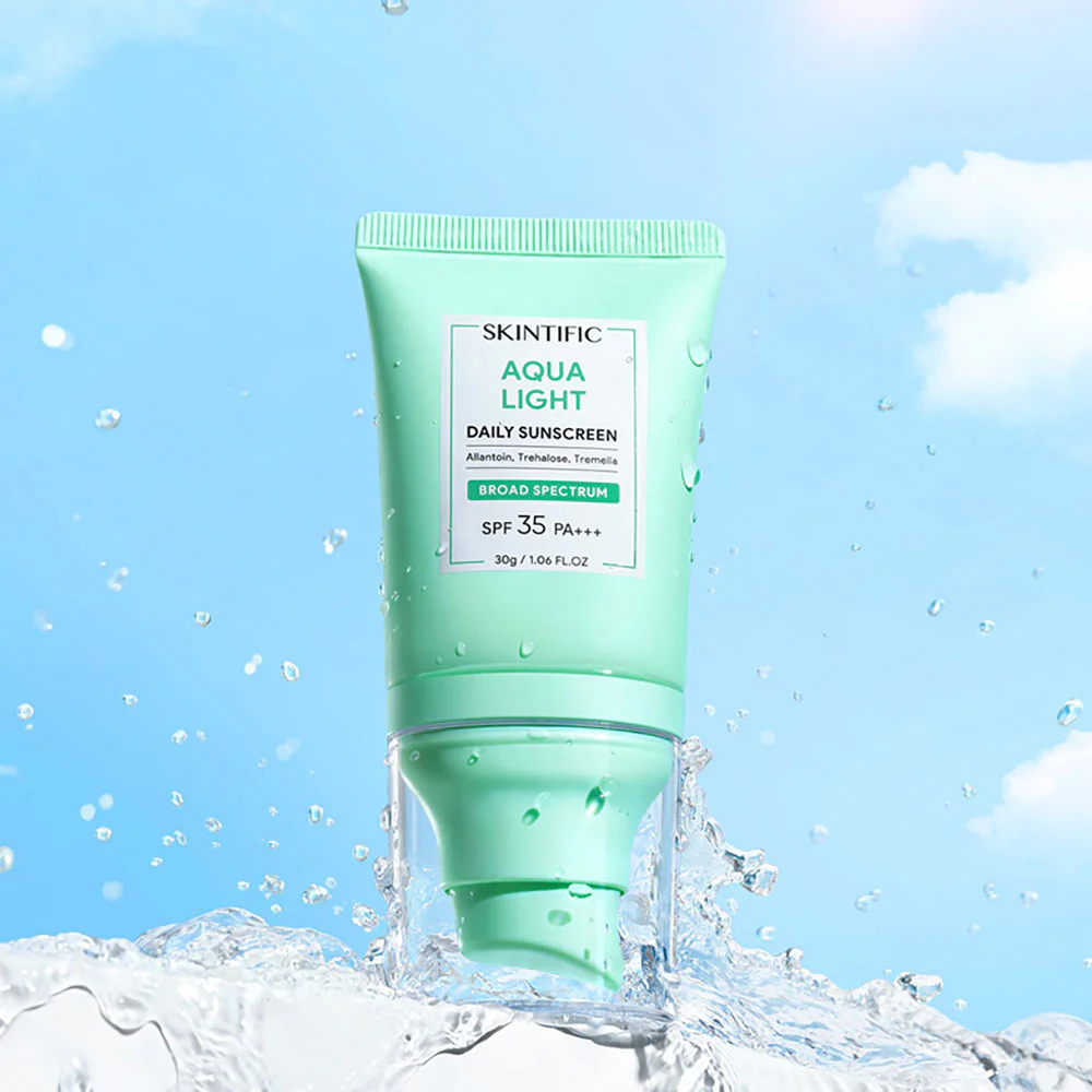 Skintific Aqua Light Daily Sunscreen SPF35 PA+++ — Aqua Light, 30 г