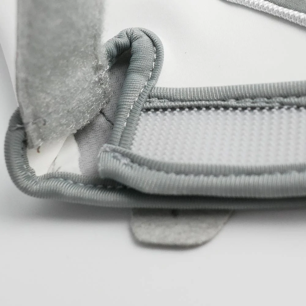 S SPORTS White Women's Training Gloves - White - L (US SIZE)