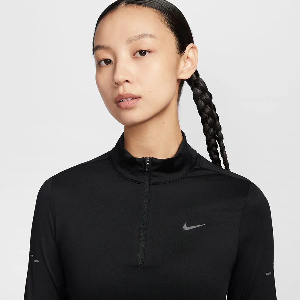 NIKE Swift Women's Running Jacket - Black - L (US SIZE)