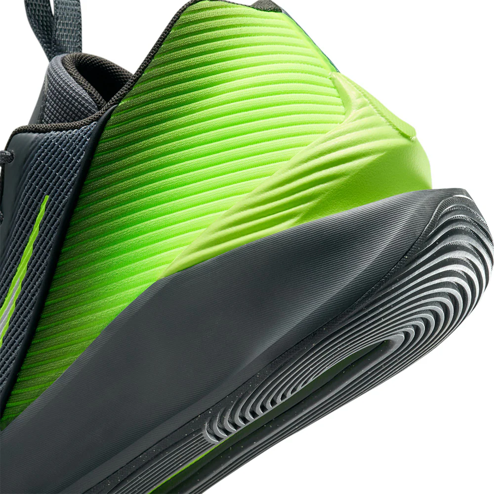 NIKE G.T. Jump Academy Men's Basketball Shoes - Black - US 10