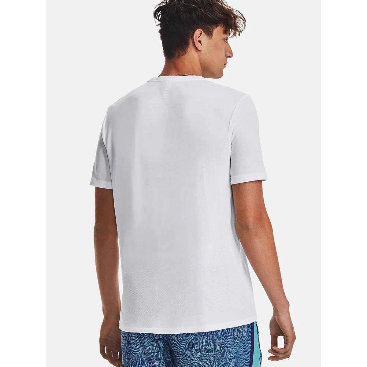 Мужская беговая футболка Under Armour Seamless Stride — цвет белый, размер L