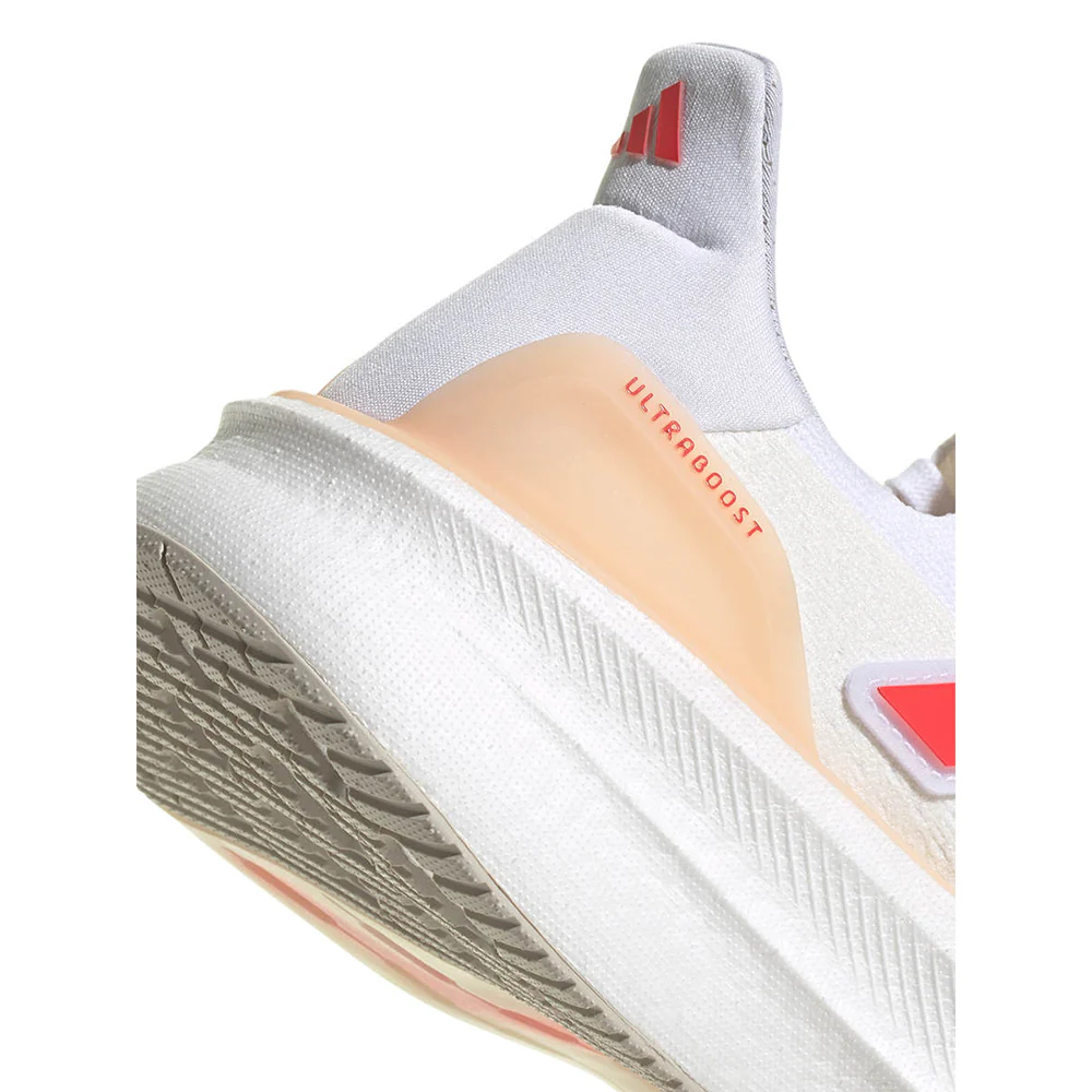 Женские беговые кроссовки Adidas Ultraboost 5 — цвет белый, размер UK 4