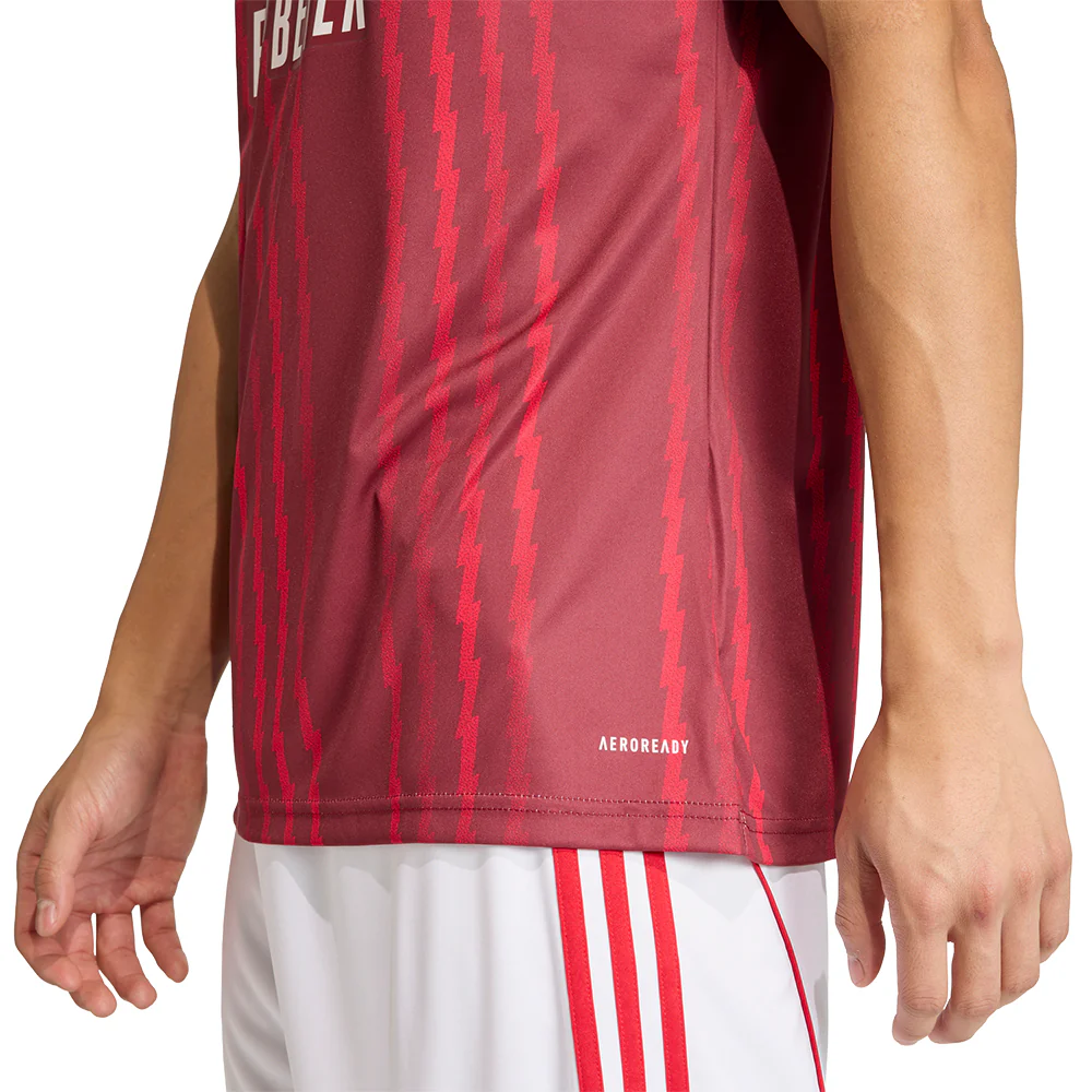 Мужская джерси Adidas Arsenal Pre-Match 2025/26 — цвет красный, размер 2XL (UK SIZE)