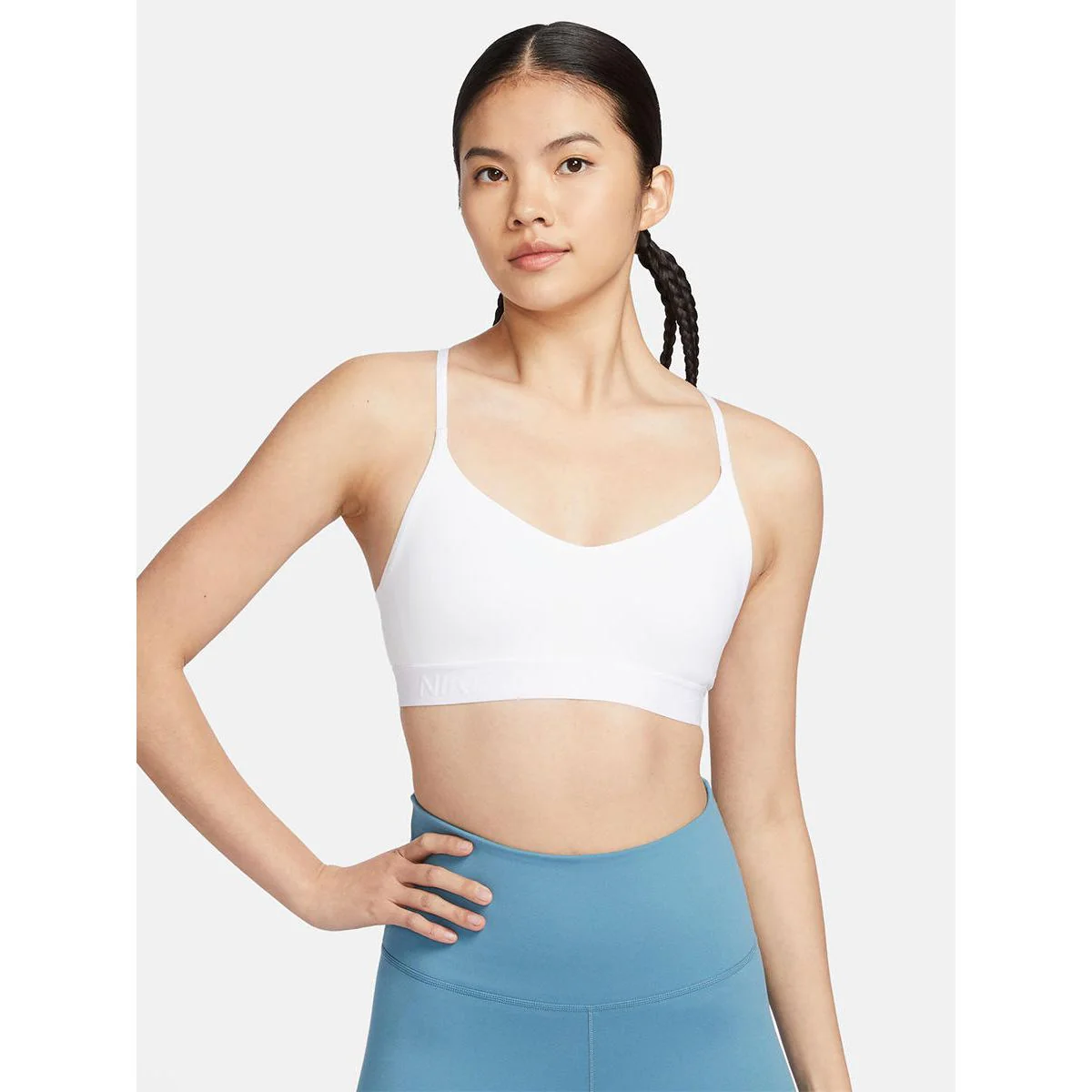 Женский спортивный топ Nike Indy Light Support — цвет белый, размер L (азиатский размер)