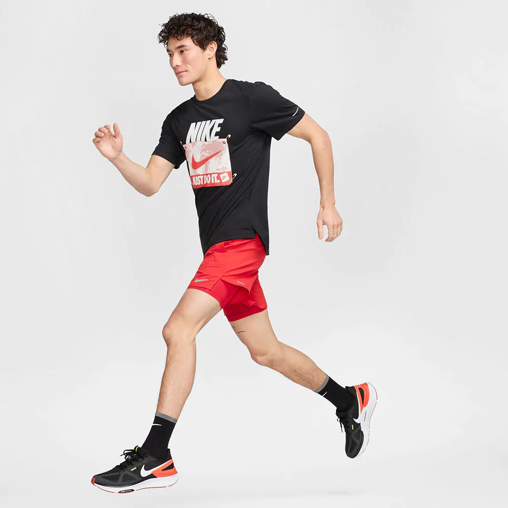 NIKE Rise 365 Run Energy Men's Running T-Shirt - Black - L (ASIAN SIZE)