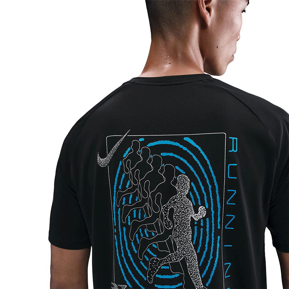 NIKE Stride Men's Running T-Shirt - Black - L (US SIZE)