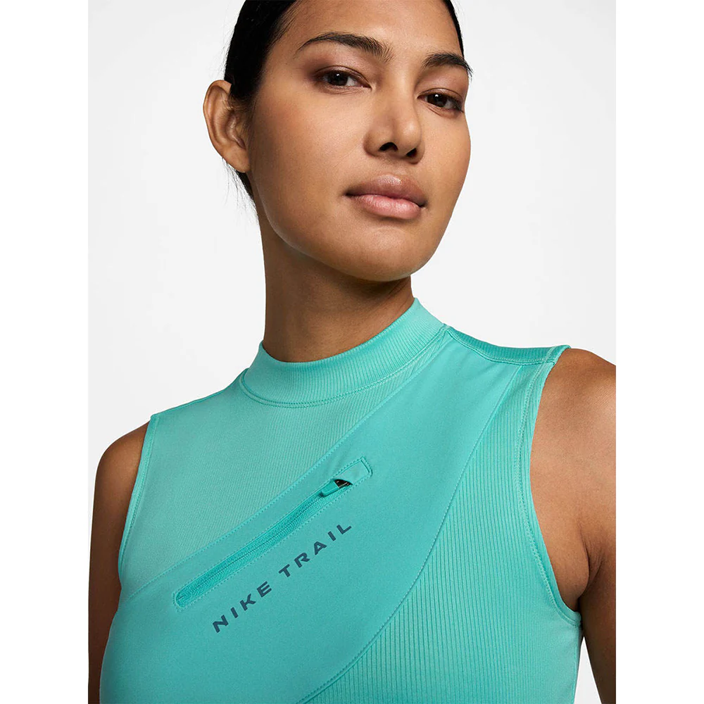 Майка NIKE Trail Dri-FIT Storage для женщин для бега