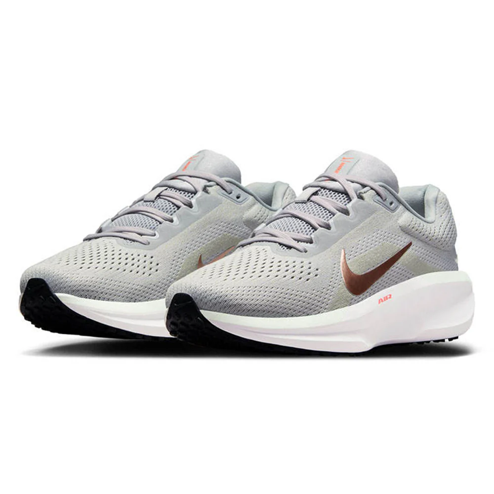 NIKE Winflo 11 Women's Running Shoes