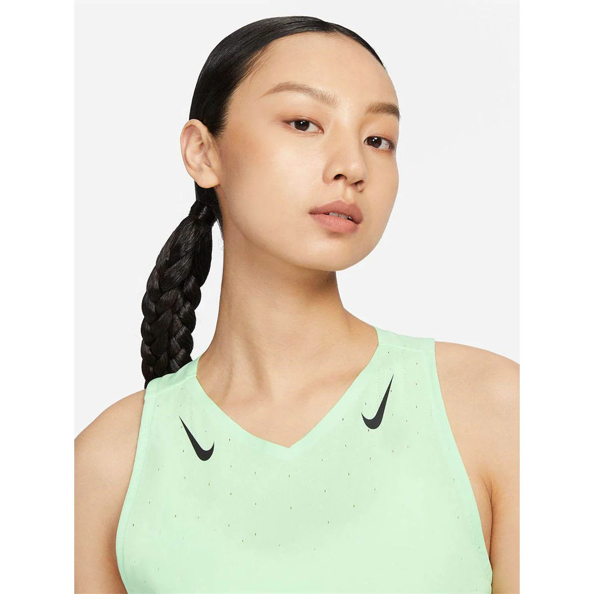 Nike AeroSwift Dri-FIT Adv Women's Running Tank — цвет зеленый, размер L (американский размер)