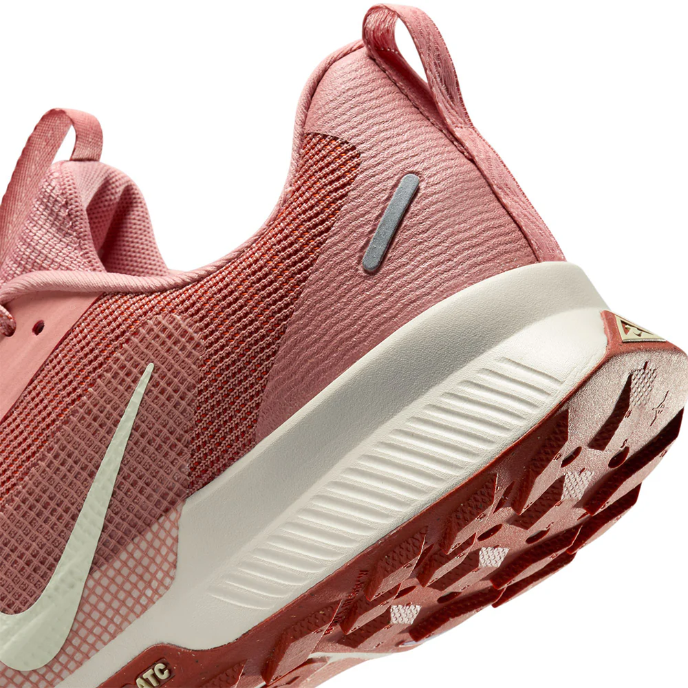 NIKE Juniper Trail 3 Women's Trail Running Shoes - Red - US 6.5