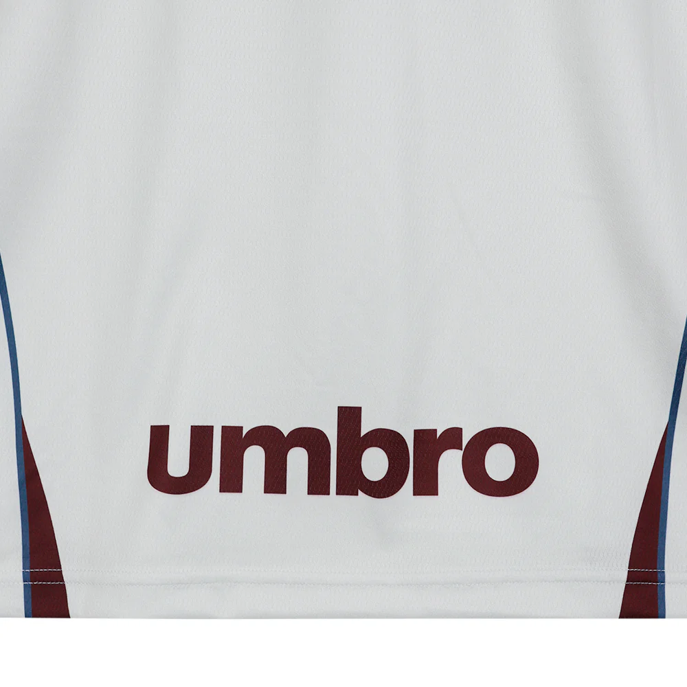 Мужская футбольная джерси Umbro Essential — цвет белый, размер 2XL (американский размер)