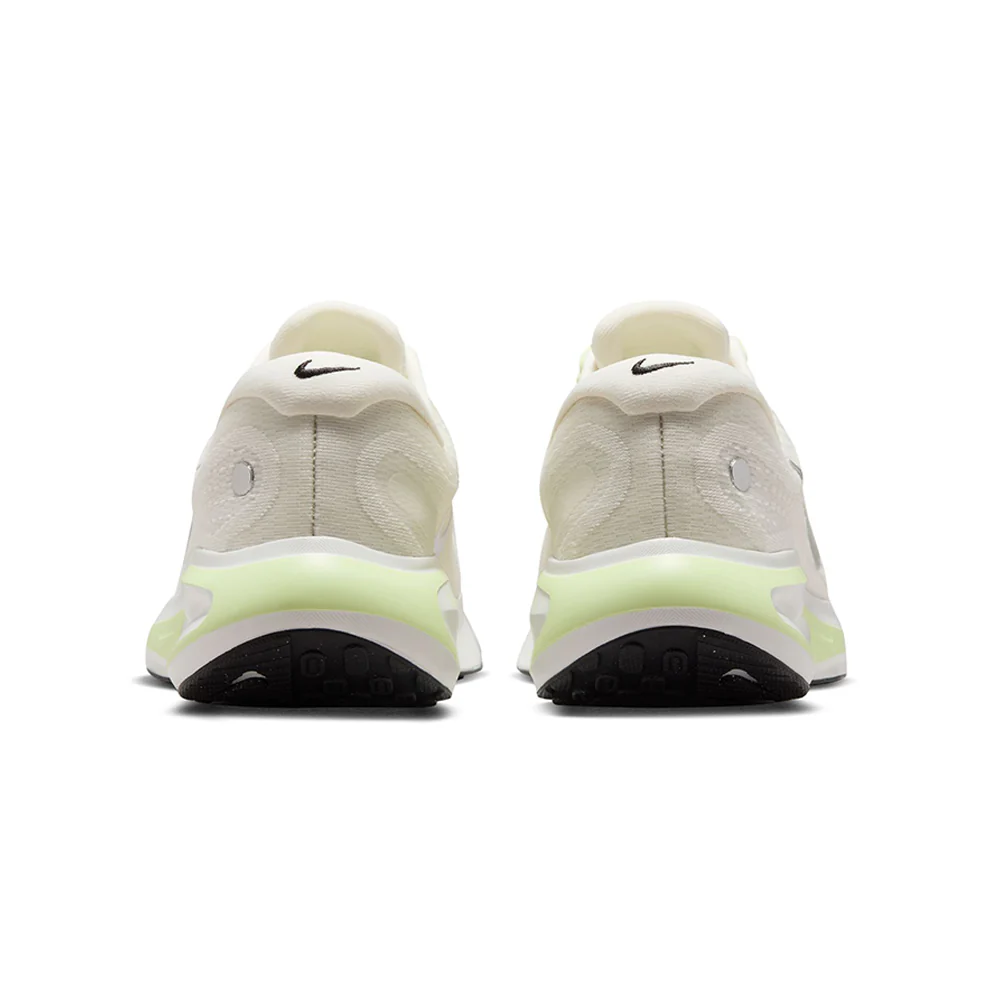 NIKE Journey Run Women's Running Shoes