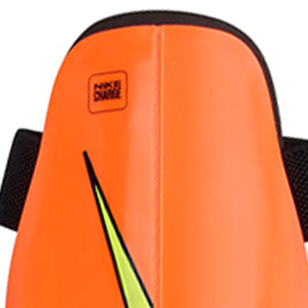 NIKE Charge Kids Football Shin Guards