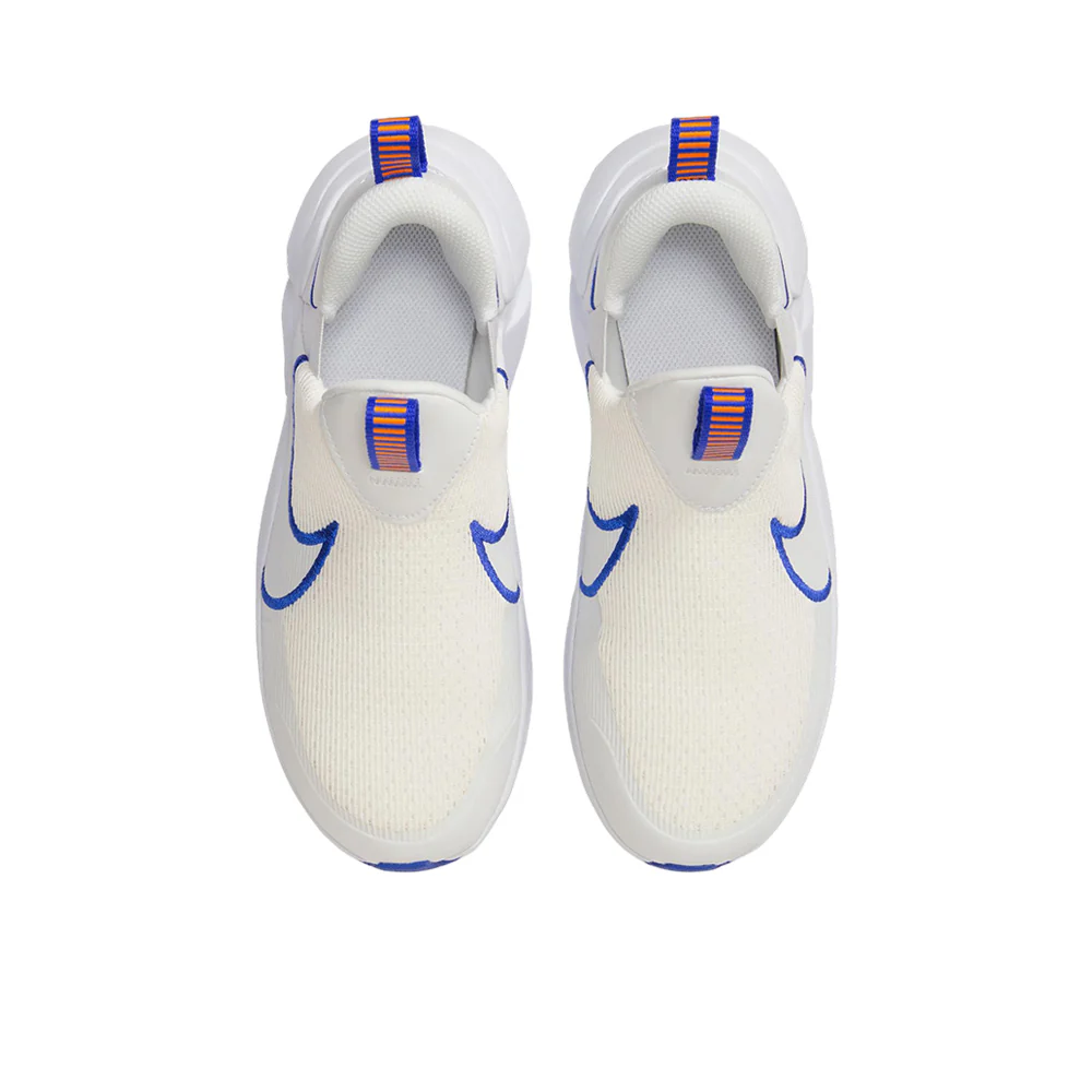 Детские беговые кроссовки Nike Flex Plus 2 — цвет белый, 4 Y