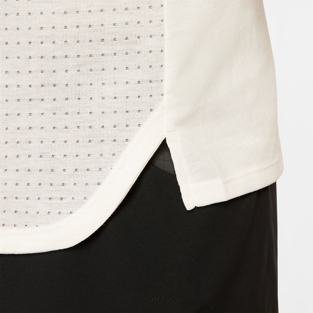 Мужская беговая футболка Nike Trail Solar Chase — цвет белый, размер L (американский размер)