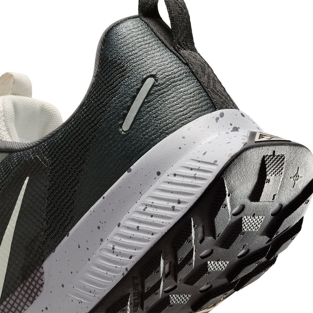 NIKE Juniper Trail 3 Men's Trail Running Shoes - Black - US 10