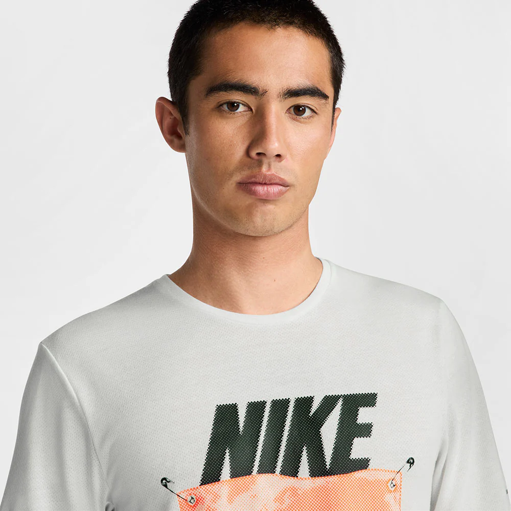 Мужская беговая футболка Nike Rise 365 Run Energy — цвет белый, размер L (азиатский размер)