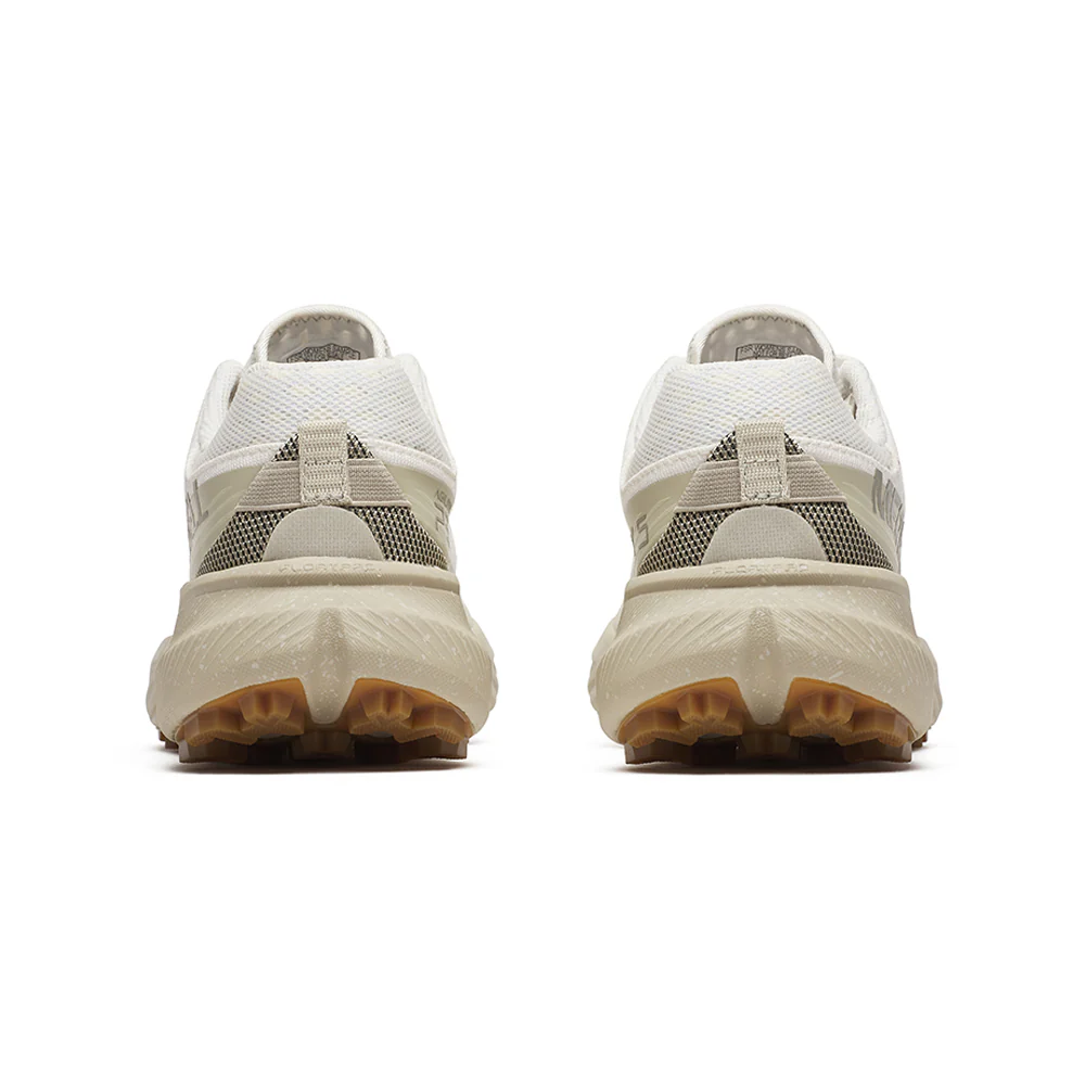 Женские трейловые беговые кроссовки Merrell Agility Peak 5 — цвет белый, размер US 6