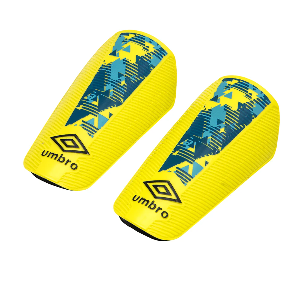 UMBRO Formation Men's Football Shin Guards