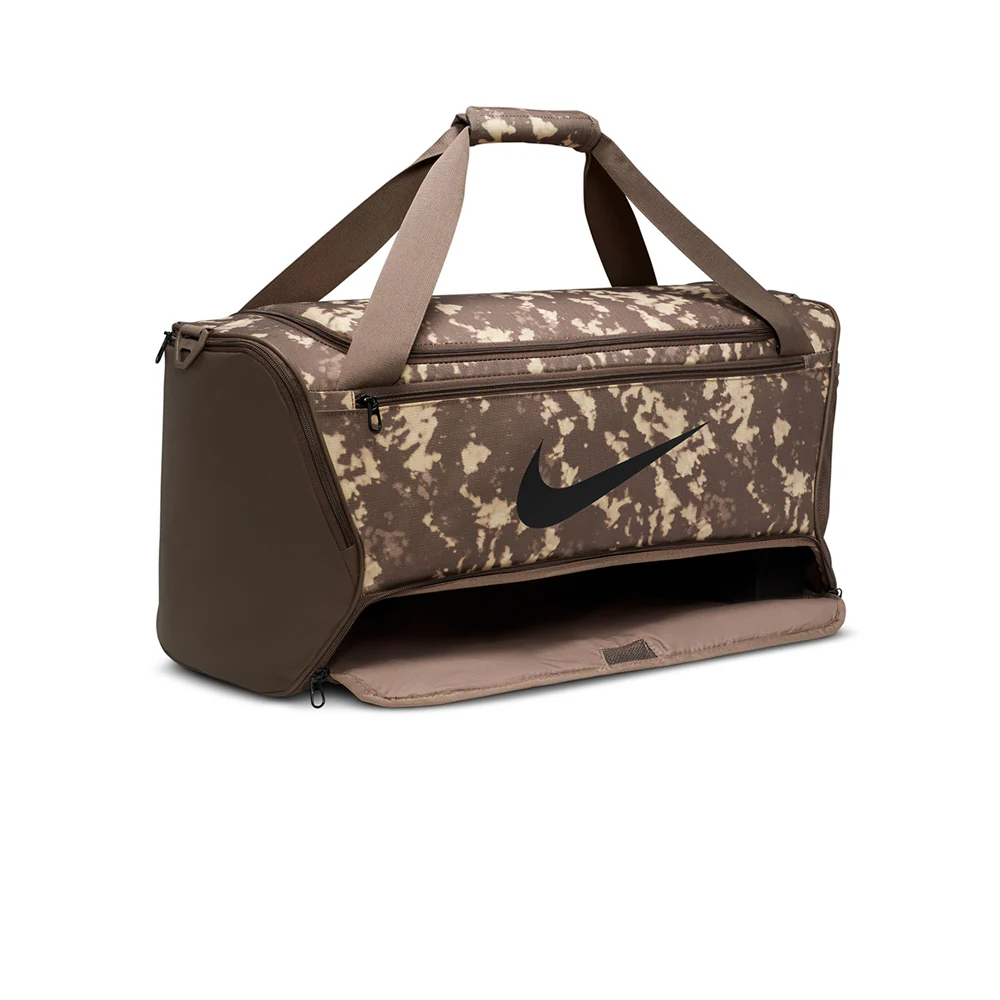 NIKE Brasilia Unisex Duffel Bag - Brown - ONE SIZE