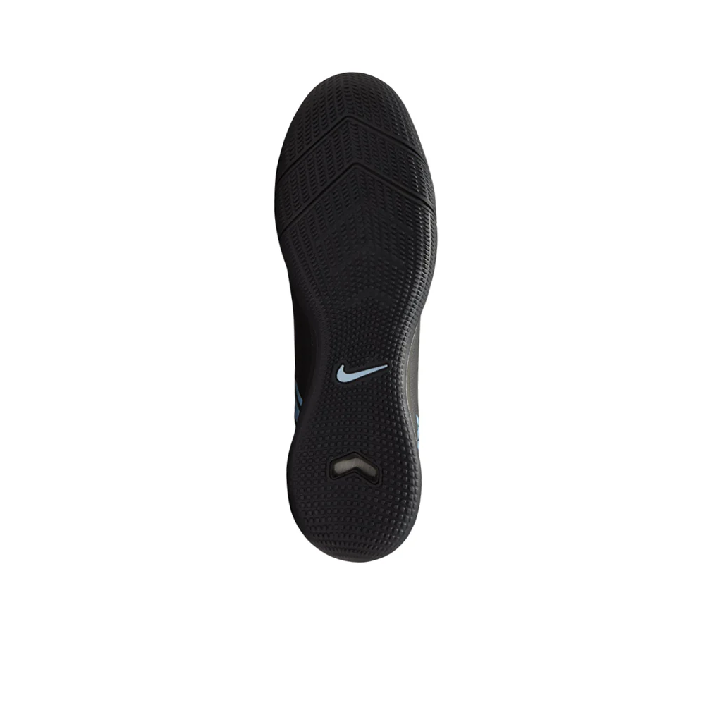 NIKE Mercurial Vapor 16 Academy Men's Futsal Shoes - Black - US 10