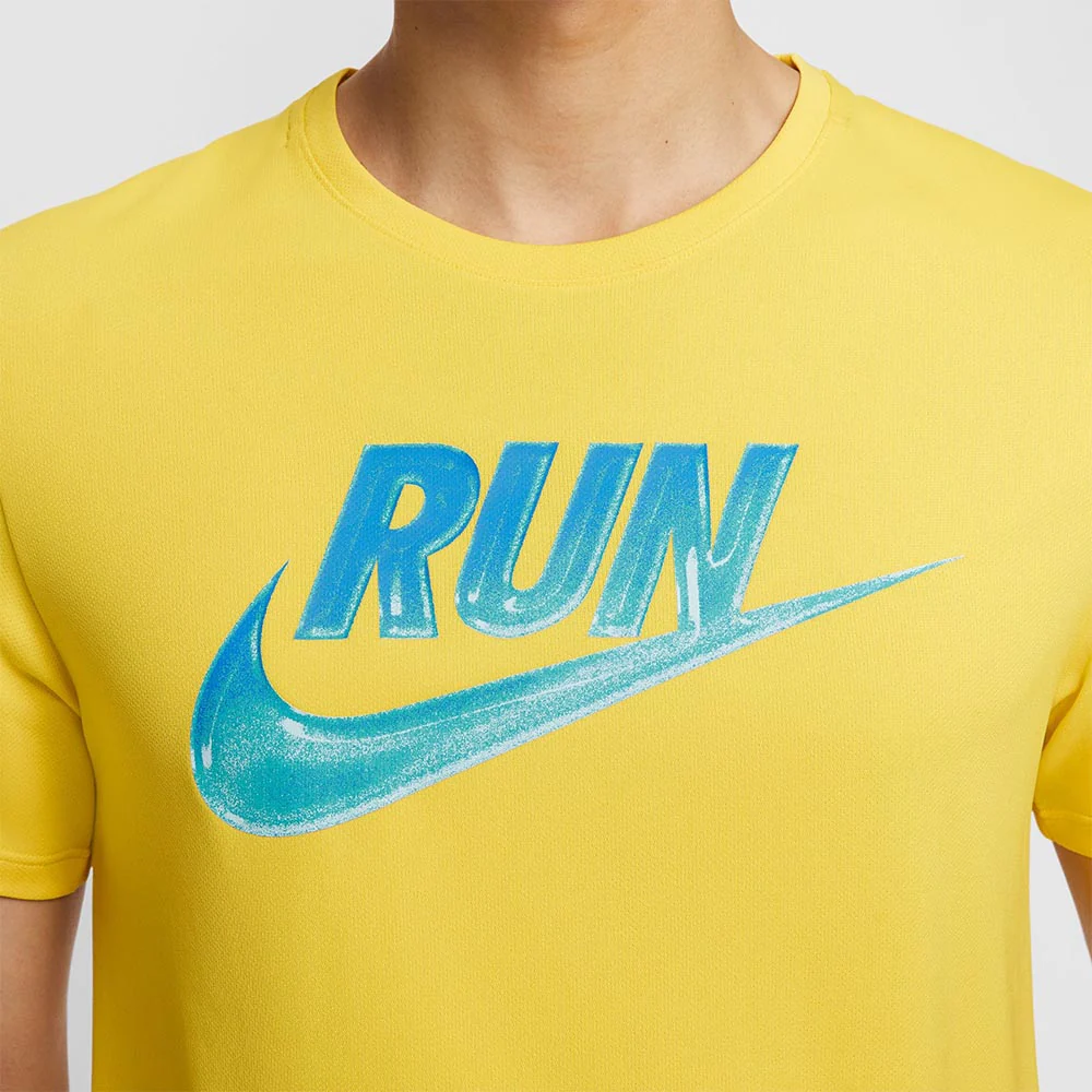 Мужская беговая футболка Nike Miler Run Energy — цвет желтый, размер L (американский размер)