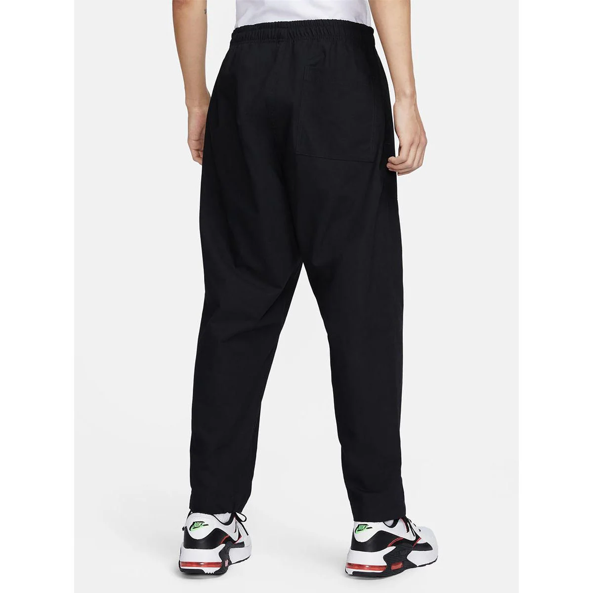 NIKE Club Men's Lifestyle Pants - Black - L (ASIAN SIZE)