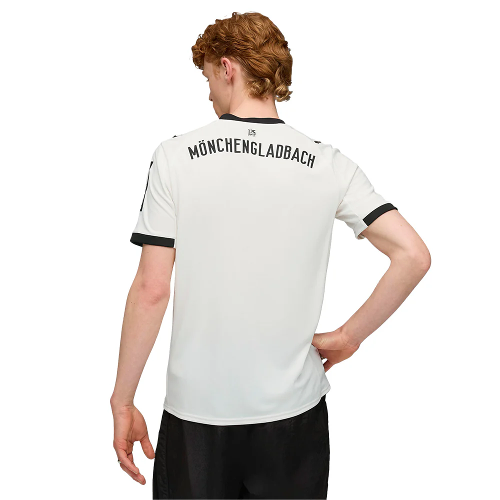 PUMA Men's Borussia Mönchengladbach Home Replica 2025/26 Jersey - White - 2XL (UK SIZE)