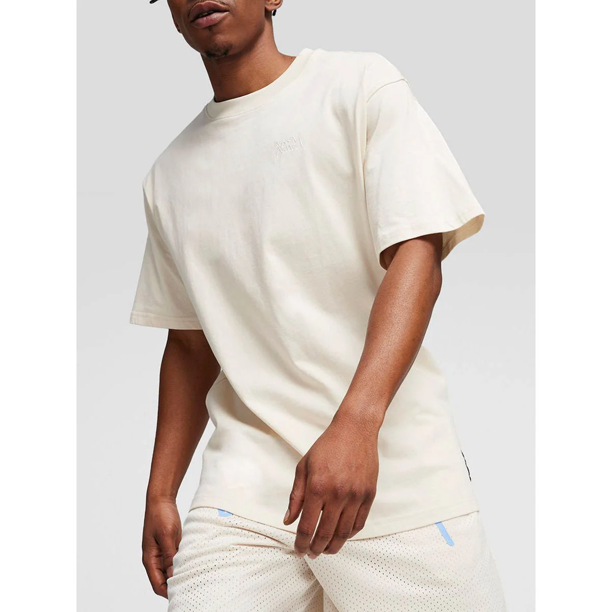 PUMA Jaws EMB Core Men's Basketball T-Shirt - Cream - L (UK SIZE)