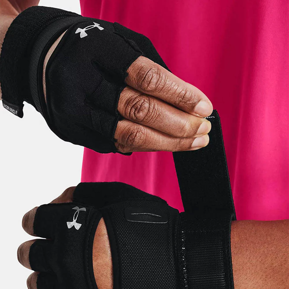 UNDER ARMOUR Weightlifting Women's Training Gloves - Black - M (US SIZE)